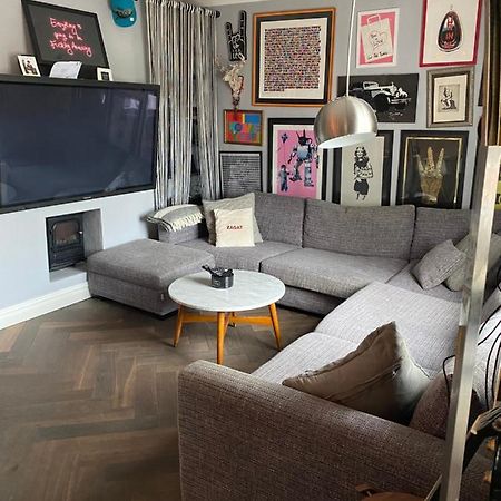 Luxury 2 Bedroom Flat Heart Of Camden ロンドン エクステリア 写真