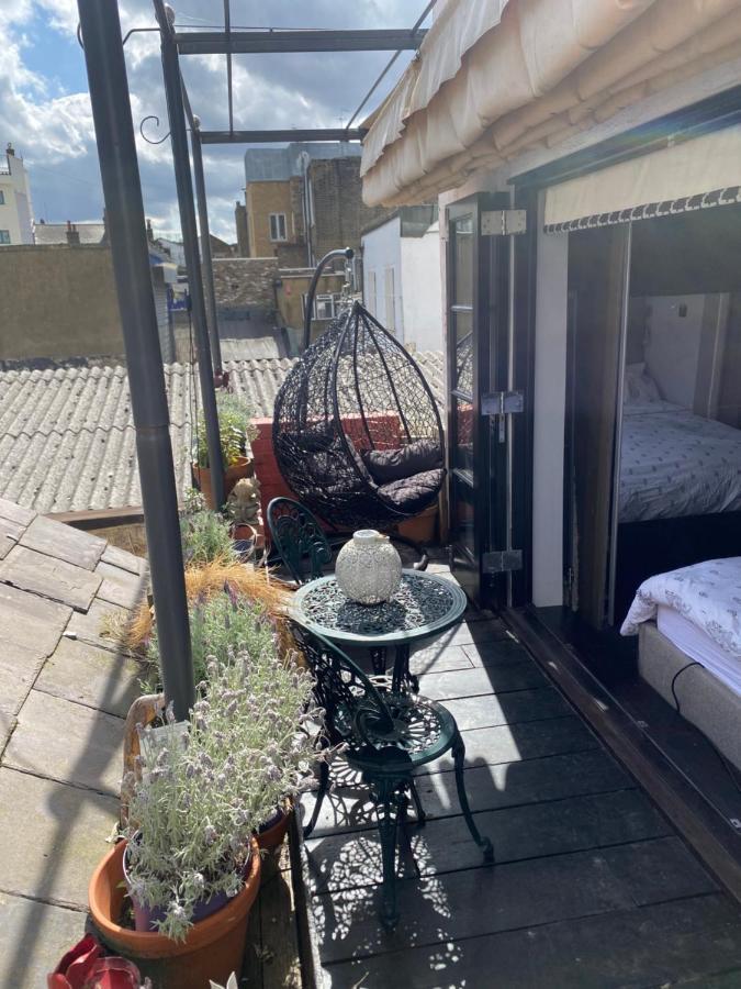 Luxury 2 Bedroom Flat Heart Of Camden ロンドン エクステリア 写真