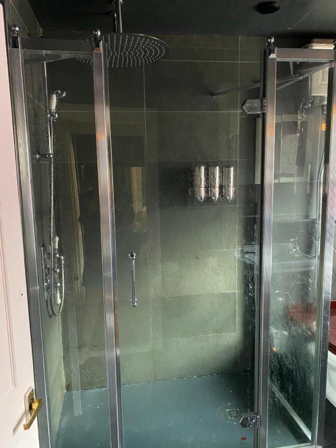 Luxury 2 Bedroom Flat Heart Of Camden ロンドン エクステリア 写真