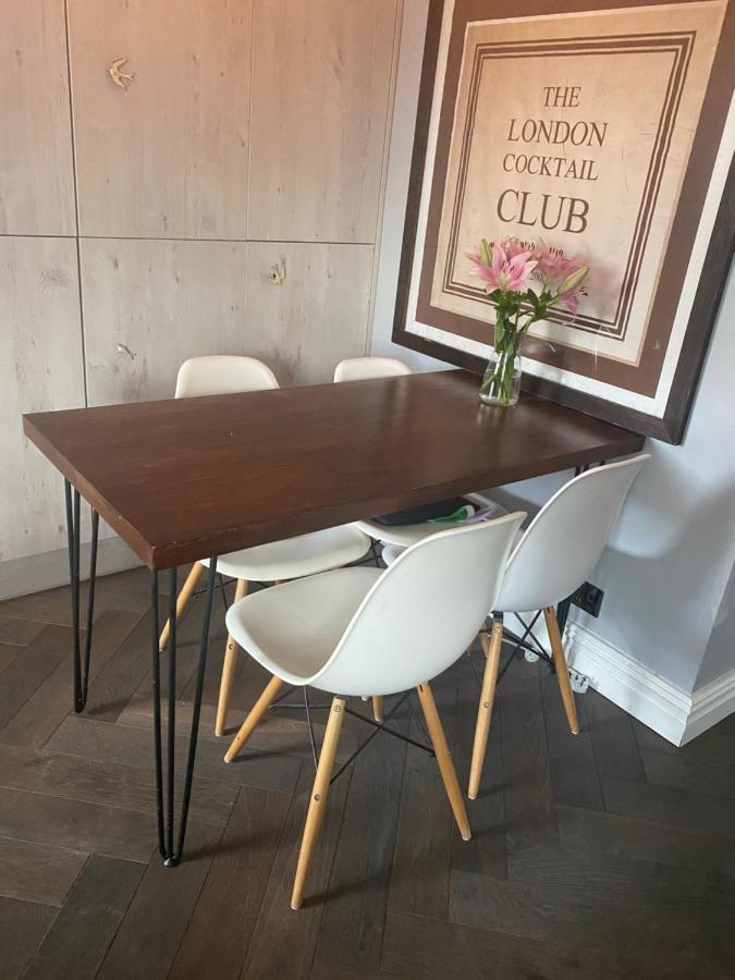 Luxury 2 Bedroom Flat Heart Of Camden ロンドン エクステリア 写真