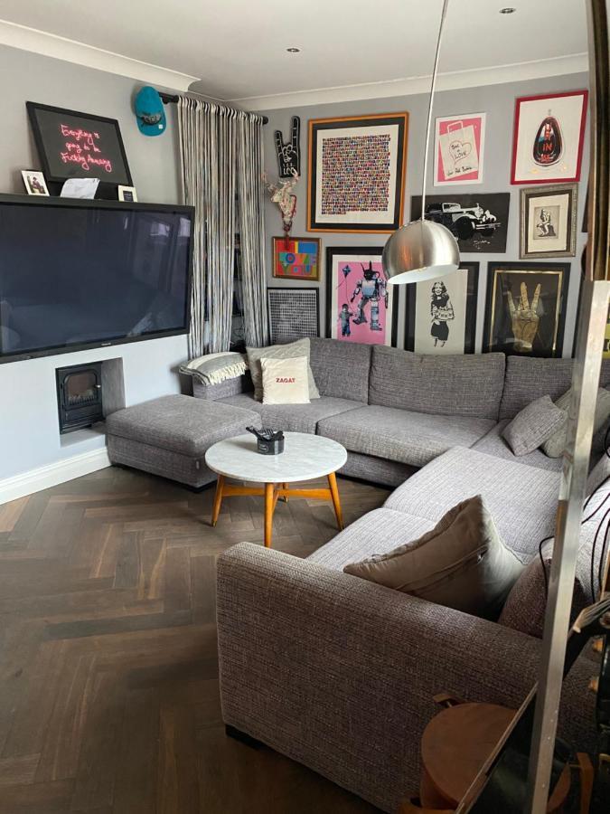 Luxury 2 Bedroom Flat Heart Of Camden ロンドン エクステリア 写真